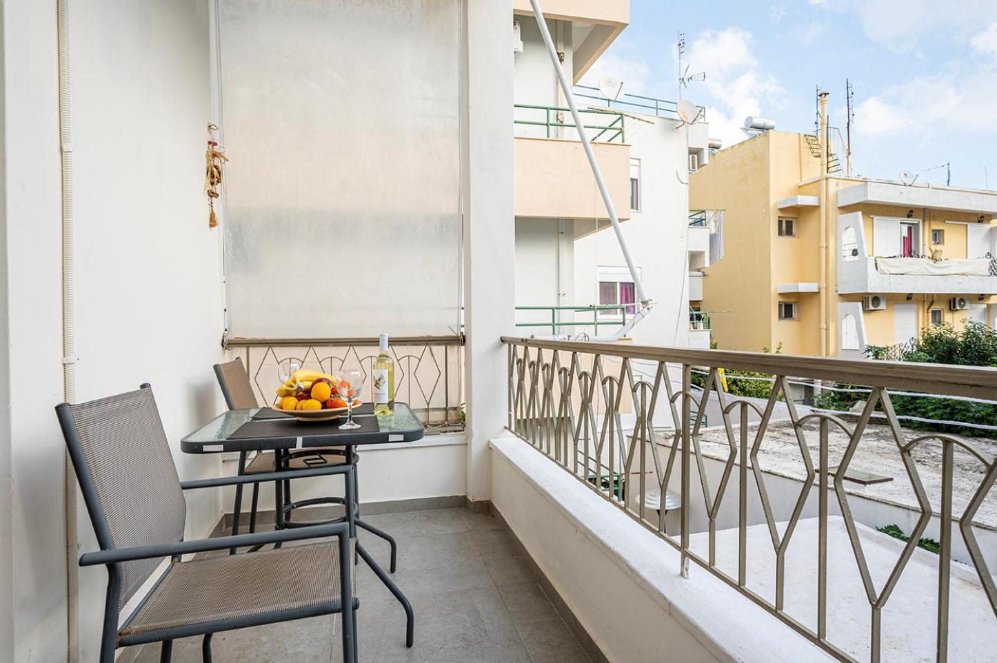 Coastal Elegance 1-min To The Apartament Ampavris